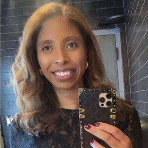 Meet your Posher, Naike